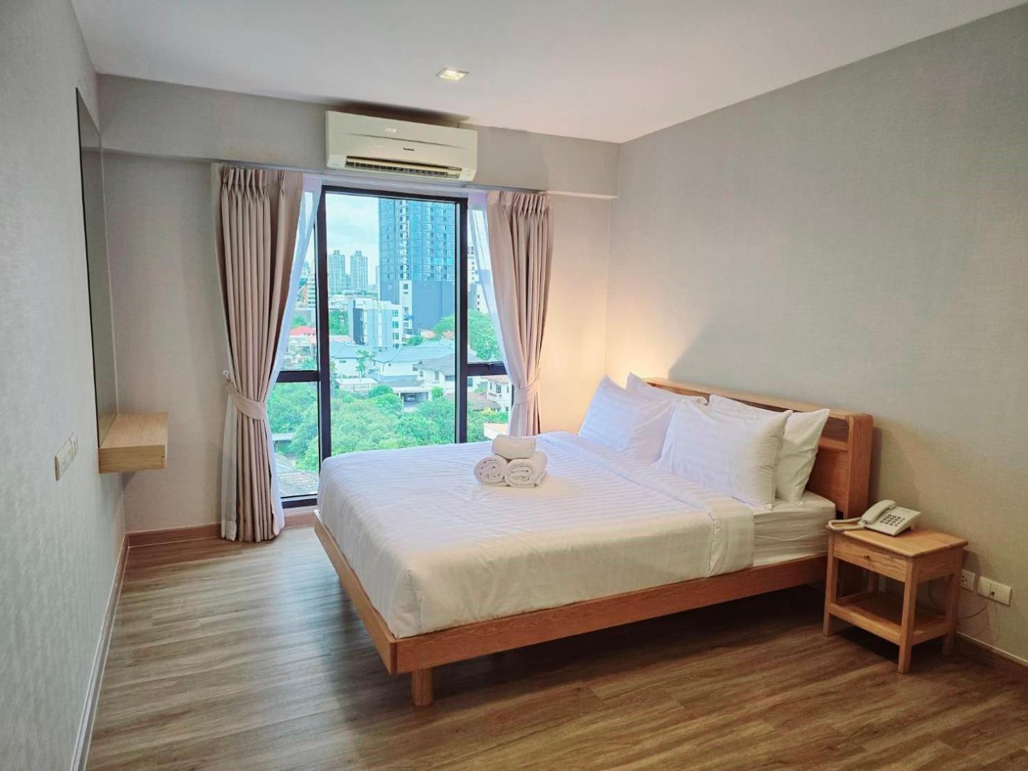 Park 19 Hotel Bangkok Buitenkant foto