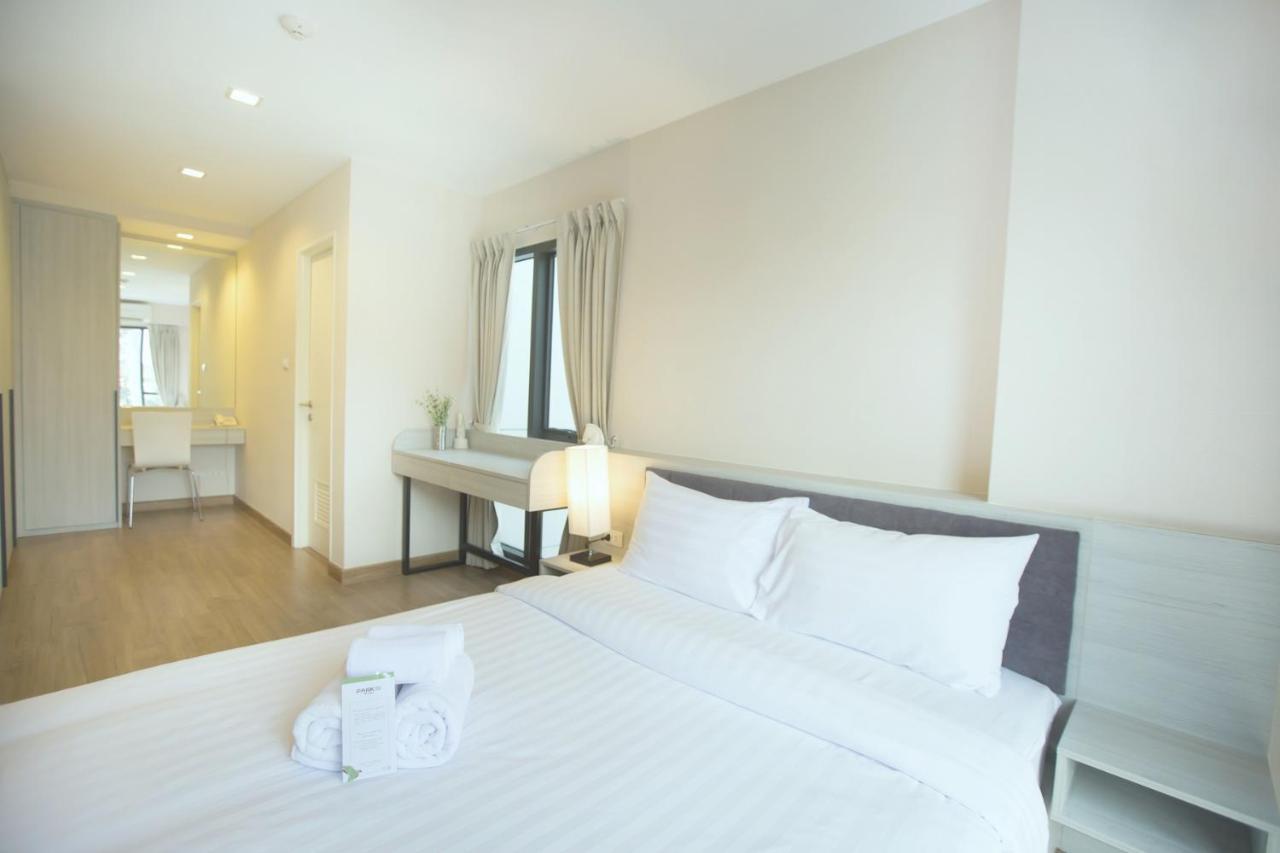 Park 19 Hotel Bangkok Buitenkant foto